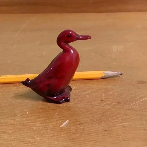 Royal Doulton Flambe standing red  drake figurine - Picture 3 of 3